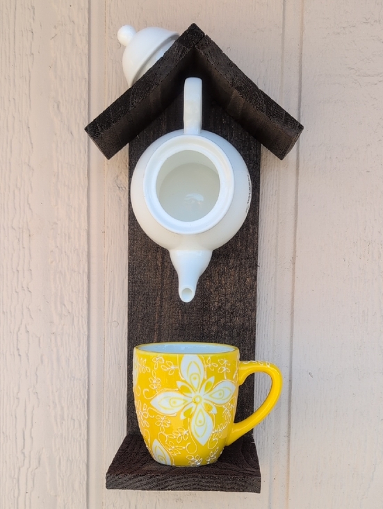 Other - Rustic Wooden Handmade Bird Feeder Teapot Sunshine Yellow